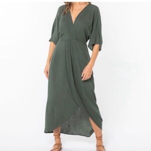 Lovestitch kimono style dress, NWT olive green size small 🫒